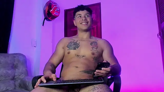 Dominic_Biker__ live sex cam