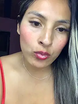 Cami_Leon2's cam snapshot