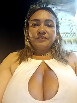Afroditecash live sex cam