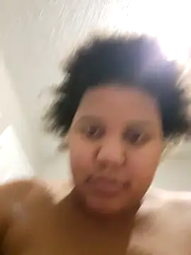 chocolate_bella's cam snapshot