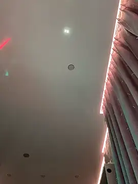 Alina_Vibe_Me's cam snapshot