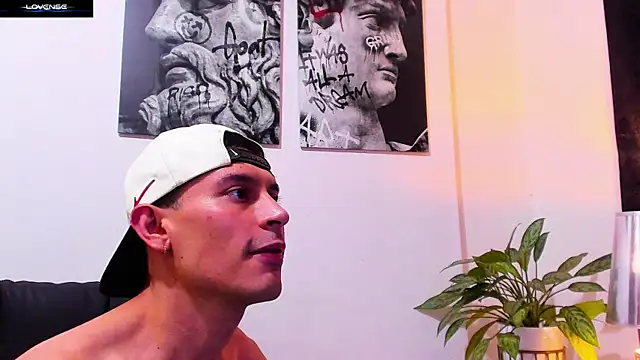 CruzVega live sex cam