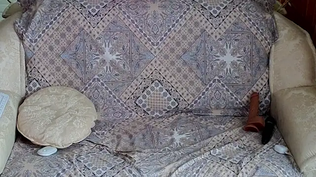 Alyonushkadarling's cam snapshot