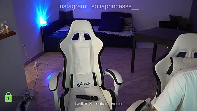 crazycats_'s cam snapshot