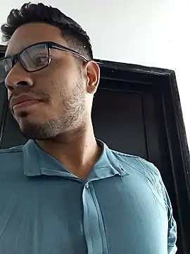 Moreno_latino_sex's cam snapshot