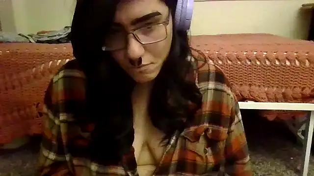 GabbyDaniella's cam snapshot