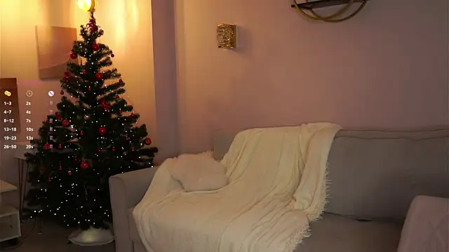 EleneButton's cam snapshot