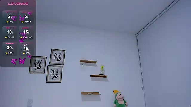 sarita_bigbooty_'s cam snapshot