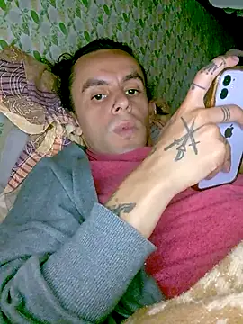 monroedelrey's cam snapshot