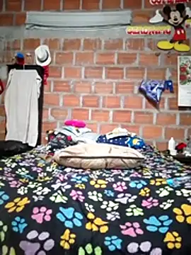 perversumm live sex cam