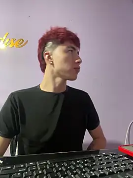 AlexanderCollman live sex cam