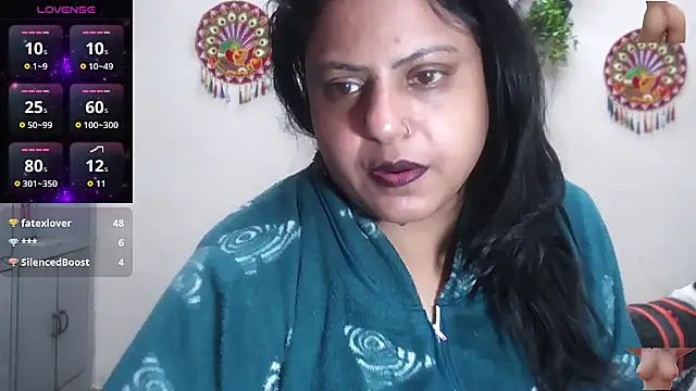 Sexy_komolika's cam snapshot