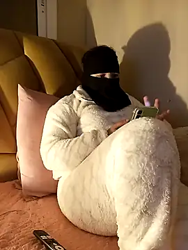 LONA-_-'s cam snapshot