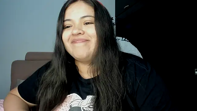 lizzie_c's cam snapshot