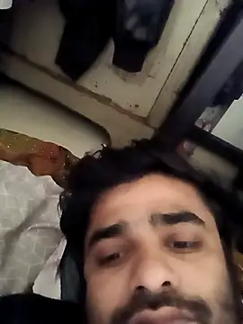 puneriboy32 live sex cam