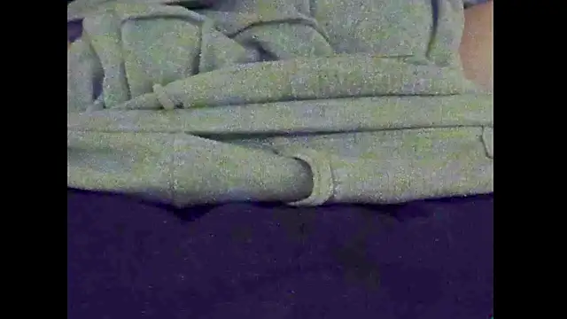 hairyuncut00 live sex cam