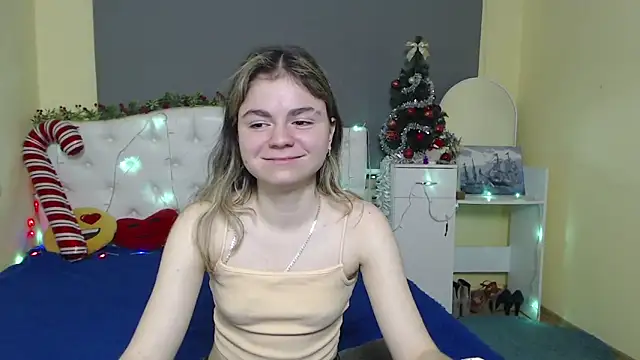 TinaRedly's cam snapshot