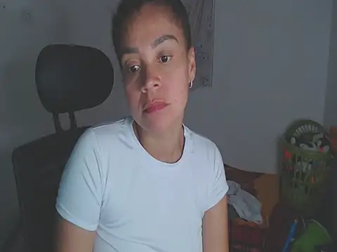 shayna_cute's cam snapshot