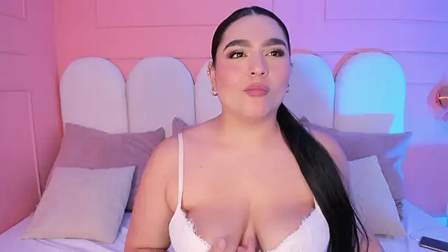 eva_sainnt's cam snapshot