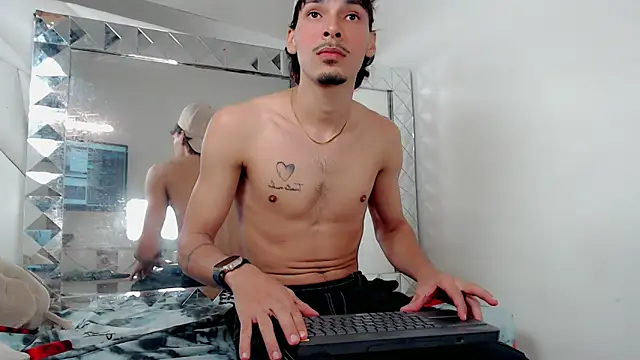Yankeee_ live sex cam