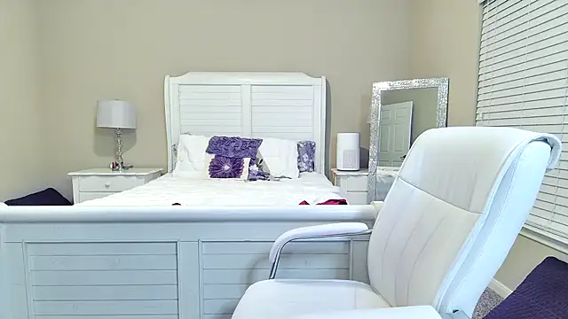 HotTxGilfMaggie live sex cam