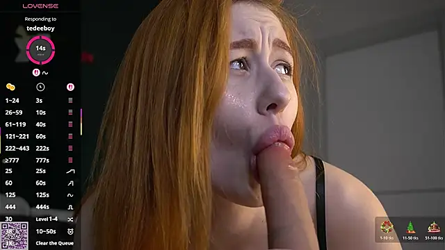 Lisafoxy_'s cam snapshot