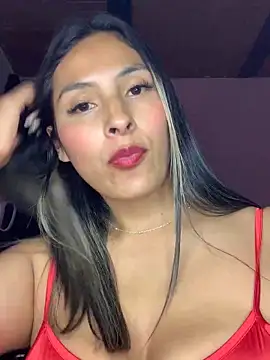 Cami_Leon2's cam snapshot