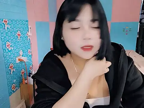 Nhan7868 live sex cam