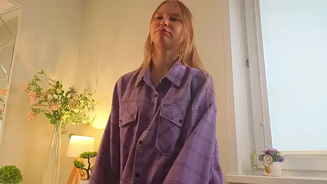 CorrieHighfield's cam snapshot