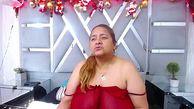 MonzerratBoyer's cam snapshot