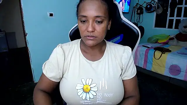 marysol83's cam snapshot