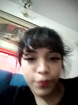 _curiouskitten_'s cam snapshot