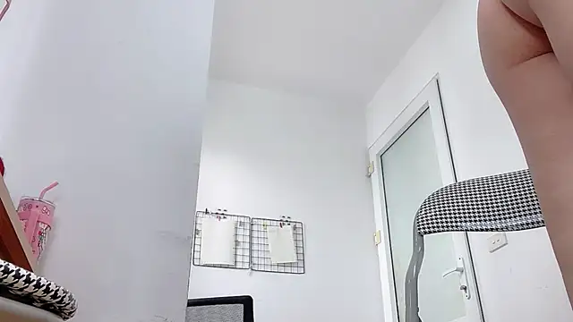 Bamboo_Swetie live sex cam