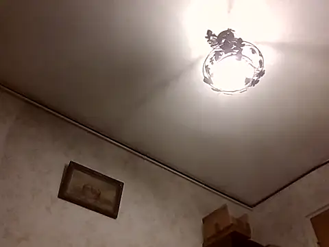 mariusica1@xh live sex cam