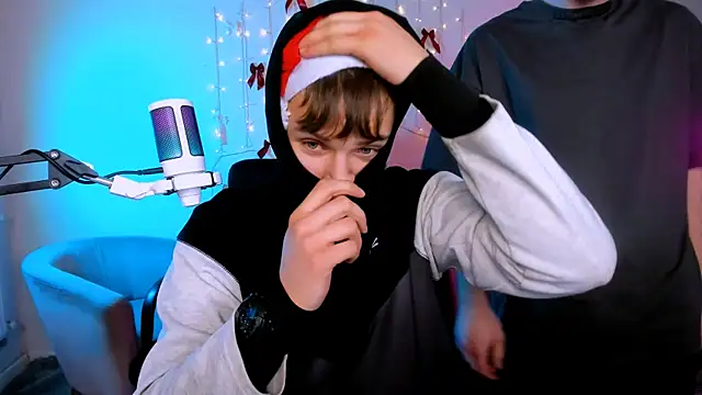 travis_wolf_ live sex cam