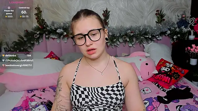 MilanaXHoney live sex cam