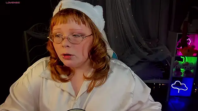 LottieReed's cam snapshot