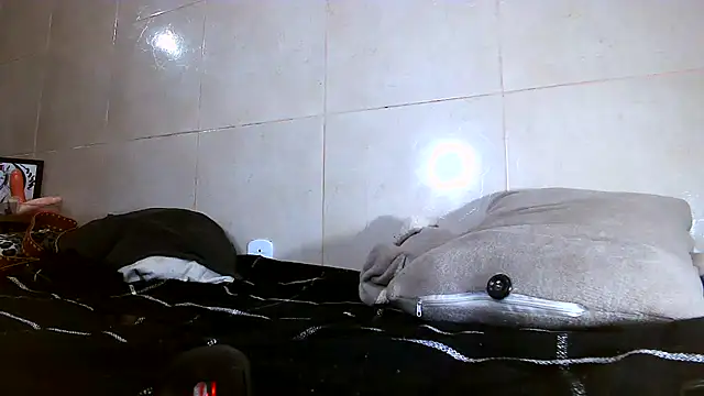 Lillith_Bloom's cam snapshot