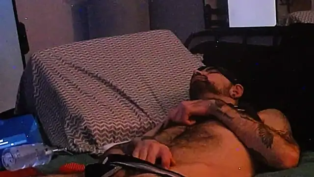 Girthywhereitmatters live sex cam