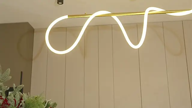 whisper_of_love's cam snapshot