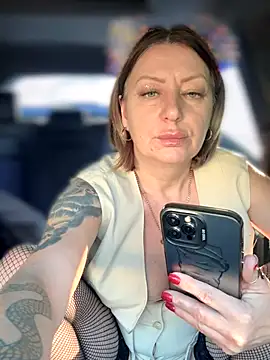 Milena-MilfaXXX's cam snapshot