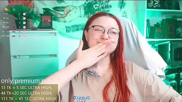 me__hanna's cam snapshot