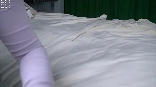 PiquingOgalala live sex cam