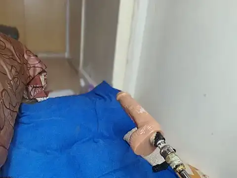 Afriqueena's cam snapshot