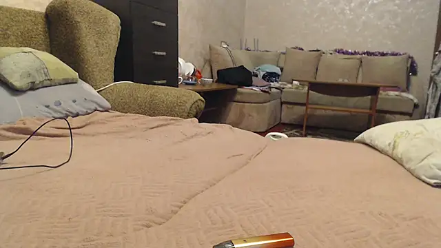 Amy_August's cam snapshot