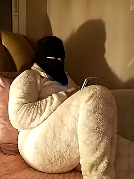 LONA-_-'s cam snapshot