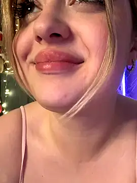 KellyMoors's cam snapshot