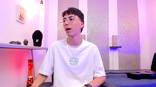 Nikolay_Gregori live sex cam