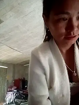 ngaytho004's cam snapshot