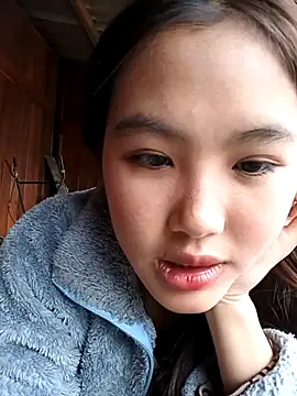 Money_moneylove's cam snapshot